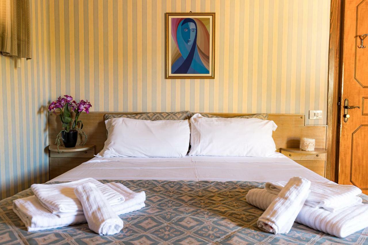 Aurelia Residence San Pietro Aparthotel Рим Экстерьер фото