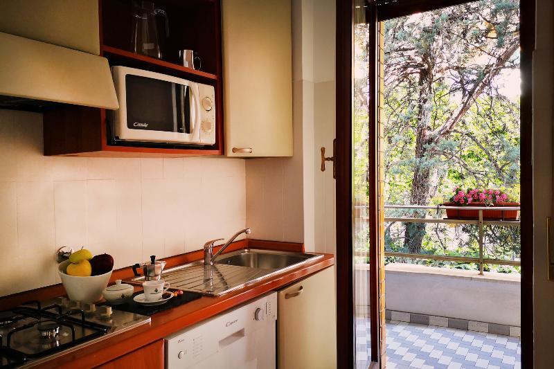 Aurelia Residence San Pietro Aparthotel Рим Экстерьер фото