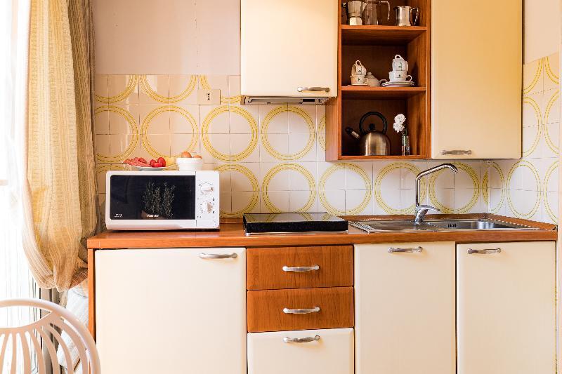 Aurelia Residence San Pietro Aparthotel Рим Экстерьер фото
